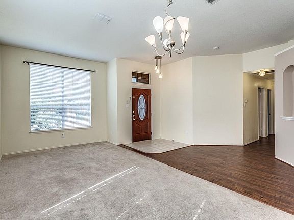 4th image of 6021 White Pine Dr