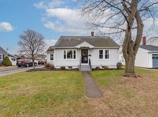 68 Kaveney St, Chicopee, MA 01020