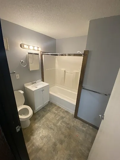 225 N Elizabeth St #5E — Photo 12