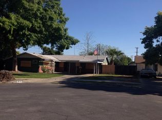 875 E Sunset Dr, Dinuba, CA