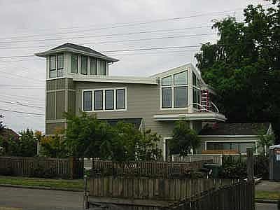 looking south from across Monroe St.