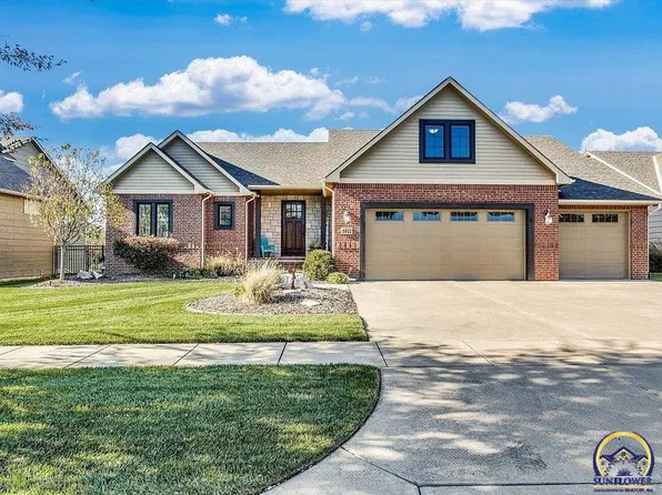 8922 N Westlake Ct, Wichita, KS 67205