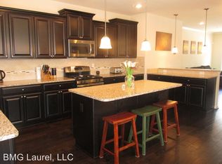 529 Bluffton Dr, Glen Burnie, MD 21060