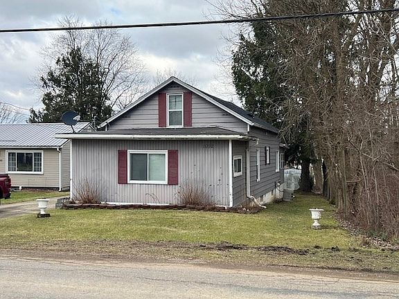 3rd image of 1092 N Trimble Rd