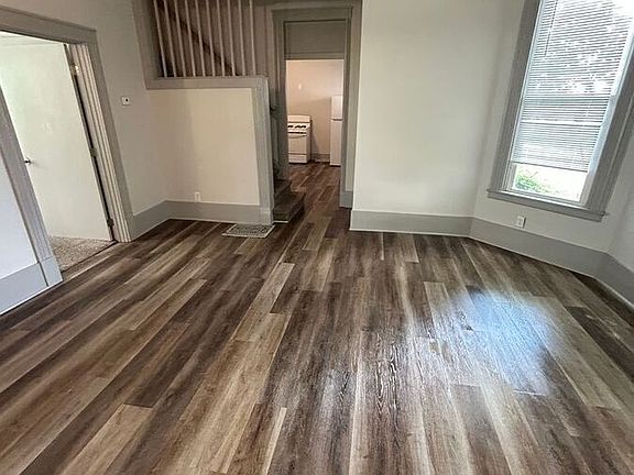 5th image of 1329 22nd St