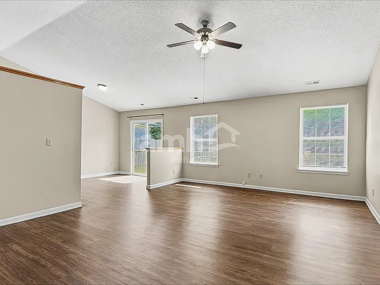 7315 Cordova Dr — Photo 7