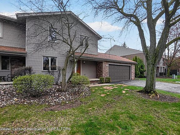 2nd image of 1026 Grenoble Cir