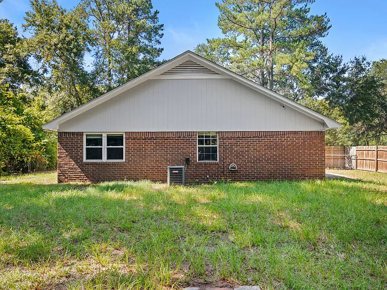 1796 Talmadge Rd — Photo 23