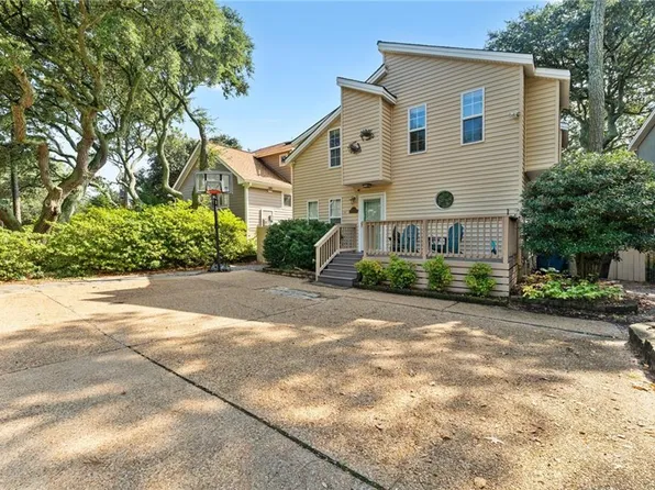 2356 Madison Avenue, Virginia Beach, VA 23455
