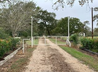 Matt Wright Rd, Navasota, TX 77868