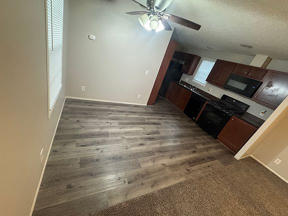 2nd image of 256 Arlene Ct #256