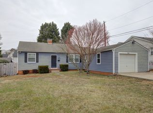 1413 Seneca Pl, Charlotte, NC 28209