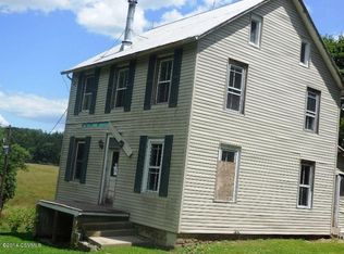 1622 Mountain Rd, Dalmatia, PA 17017