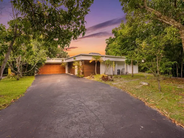 4400 Queen Palm Lane, Tamarac, FL 33319