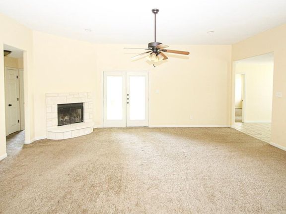 2nd image of 4302 Water Oak Dr