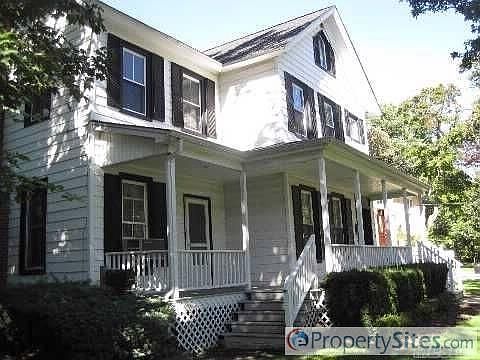 4th image of 21 Franklin Ave