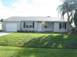 1926 SE Dranson Cir, Pt Saint Lucie, FL 34953