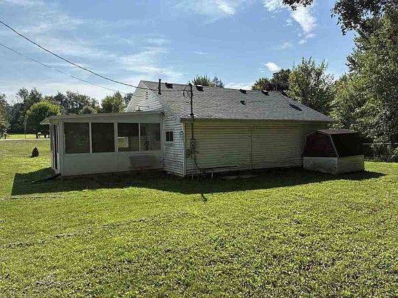 5th image of 8633 N Angling Rd