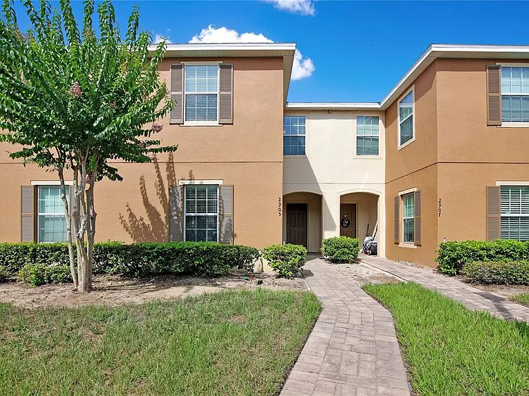 2905 Sunstone Dr — Photo 1