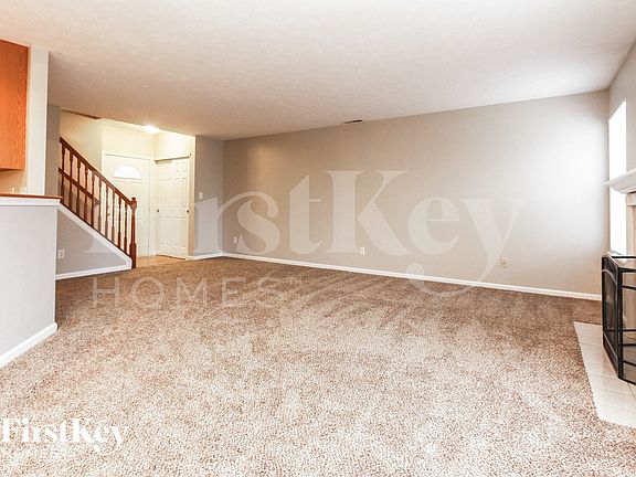 4th image of 2812 Dawnlake Dr