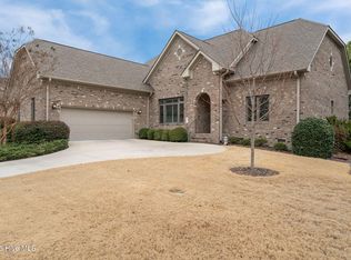 4 Buckingham Pl, Pinehurst, NC 28374