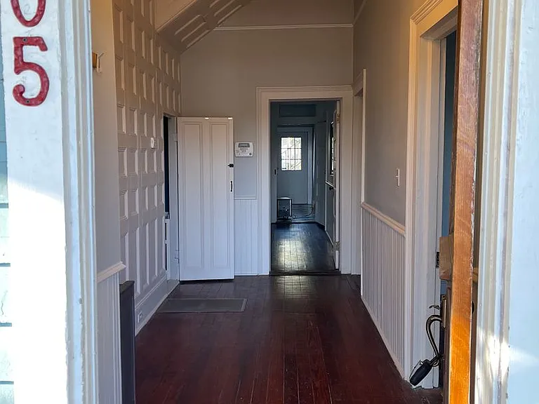 805 Ann St — Photo 3