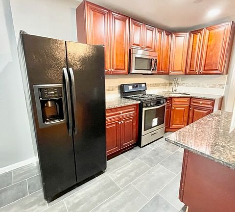 2nd image of 756 E 81st St Floor 1