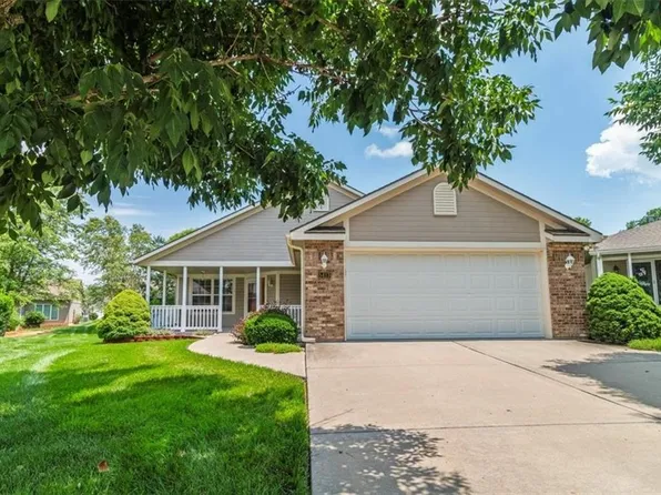 5413 S Shrank Ct, Independence, MO 64055