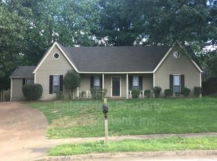 7019 Shadow Oaks Dr, Memphis, TN 38125