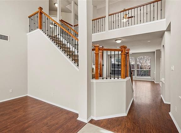 2nd image of 11020 Turtle Creek Ln