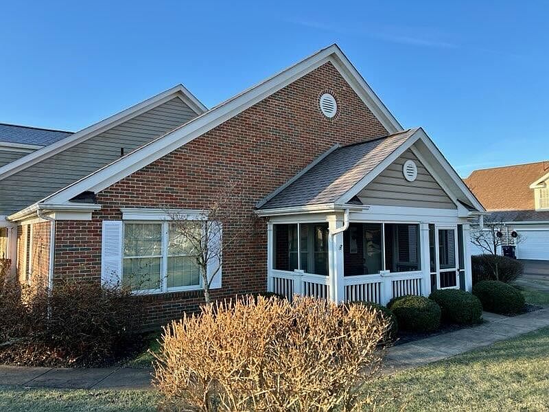 1st image of 407 Shannon Ln