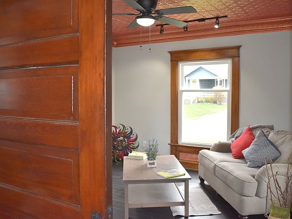 3rd image of 335 Fenton Ave