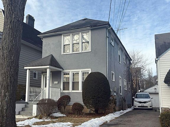 2nd image of 30 Grandview Ave
