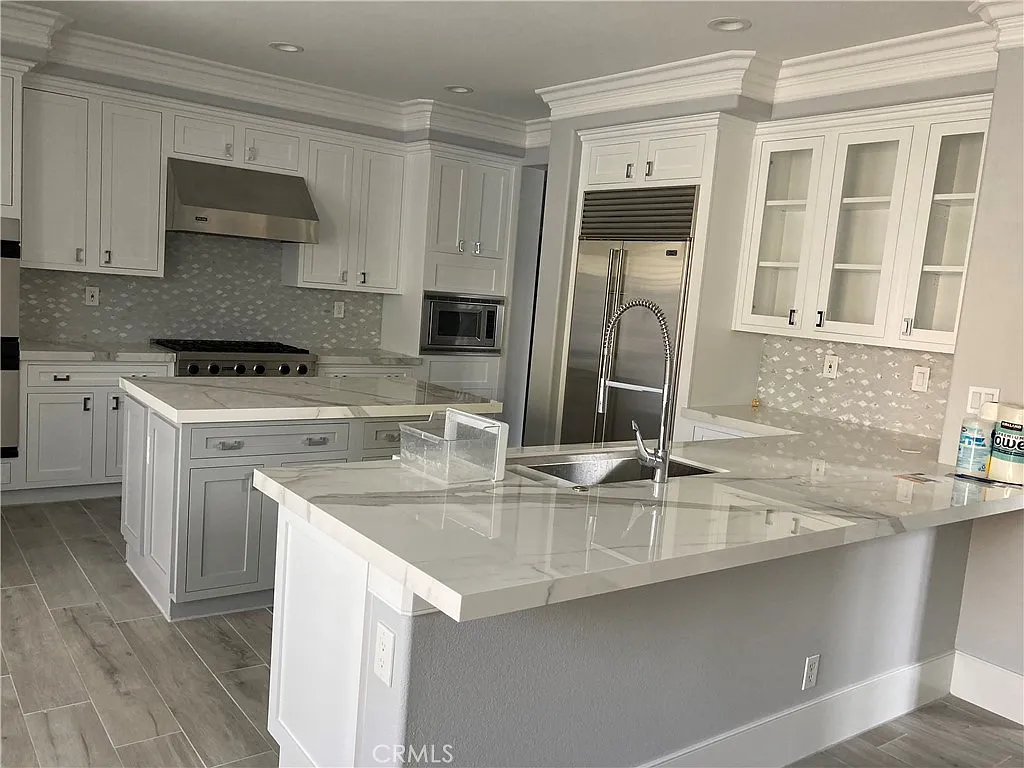 Building Photo - 631 Ridgeview Ct