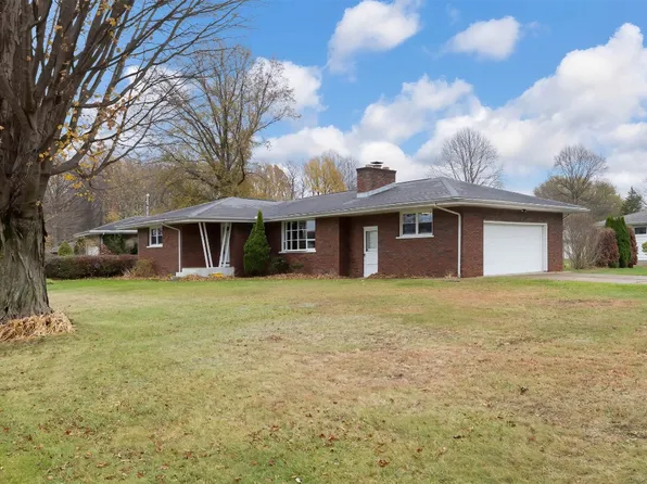 5577 Northview Dr, Erie, PA 16511