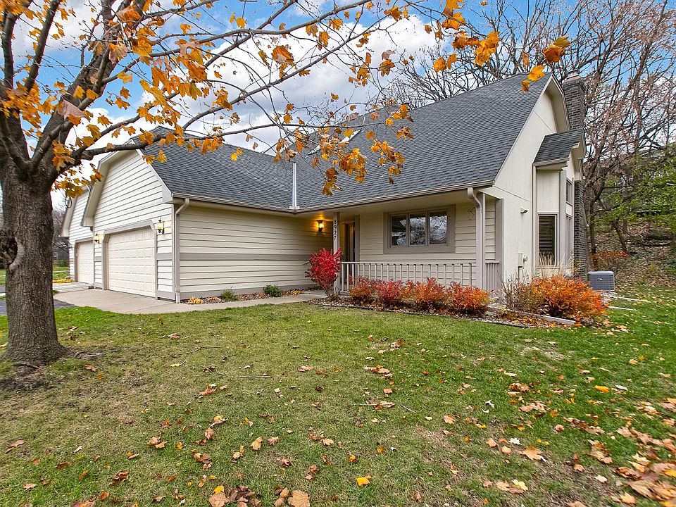 8927 Preserve Blvd, Eden Prairie, MN 55347 Zillow