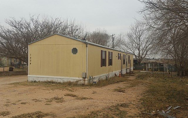 1st image of 1204 W County Road 121