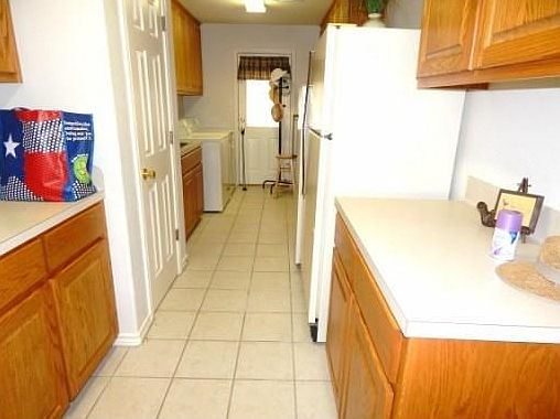 4th image of 1601 Wofford Dr