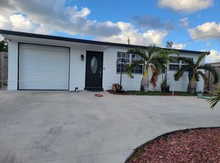 6471 S Moseley St, Hollywood, FL 33024