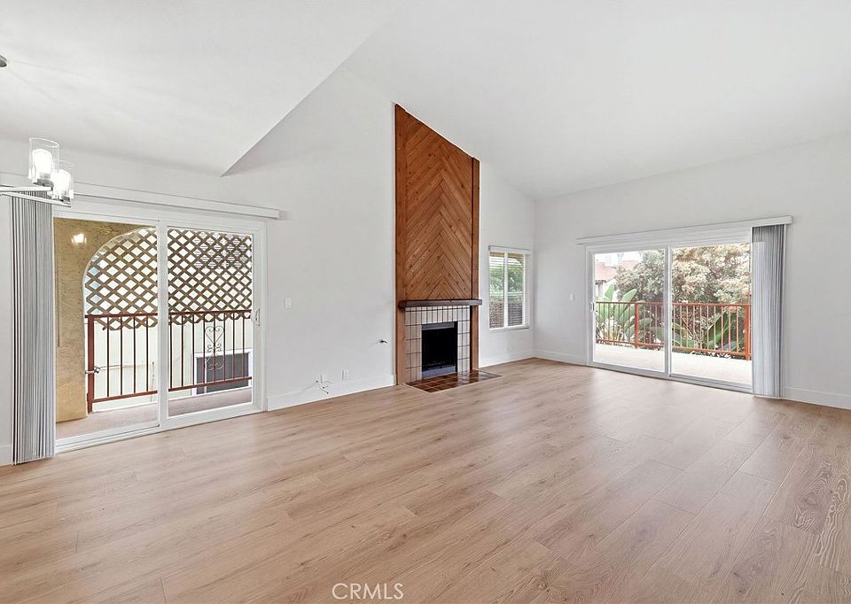 1st image of 413 Avenue G Unit 4