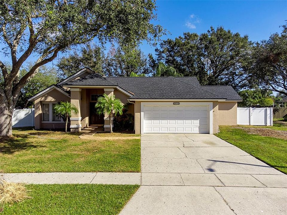1st image of 9605 GLENOX LANE