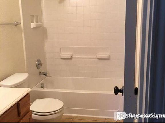 5th image of 3716 Logan Dr