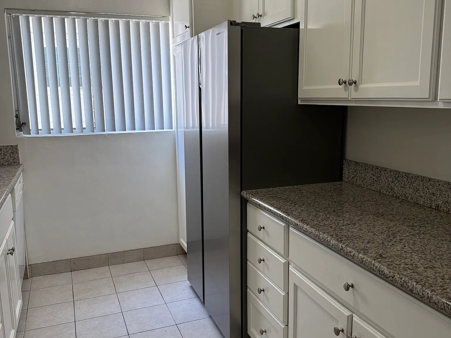 2 bed, 900 sqft, $2,450 — Photo 3