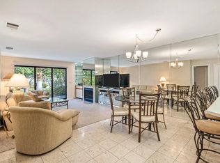 200 Lakecrest Ln, Palm Desert, CA 92260
