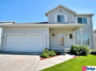 18053 Lillian St, Omaha, NE 68136
