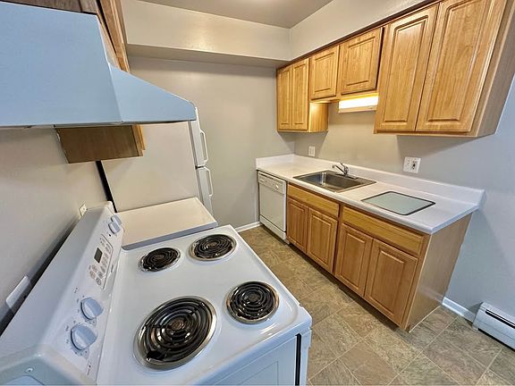 4th image of 22709 E Nine Mile Rd #6