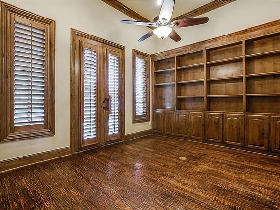 5th image of 5761 Bernay Ln