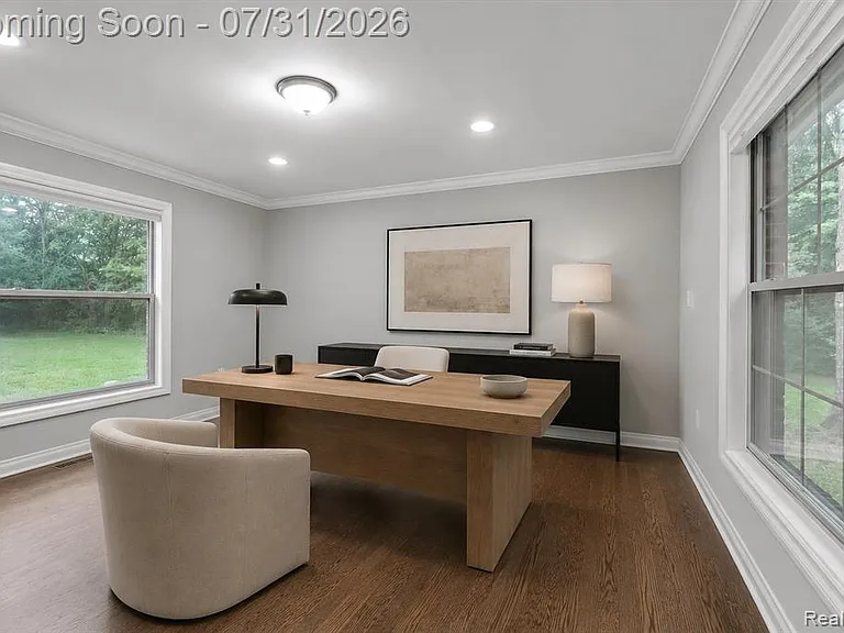 1592 Lone Pine Rd — Photo 12