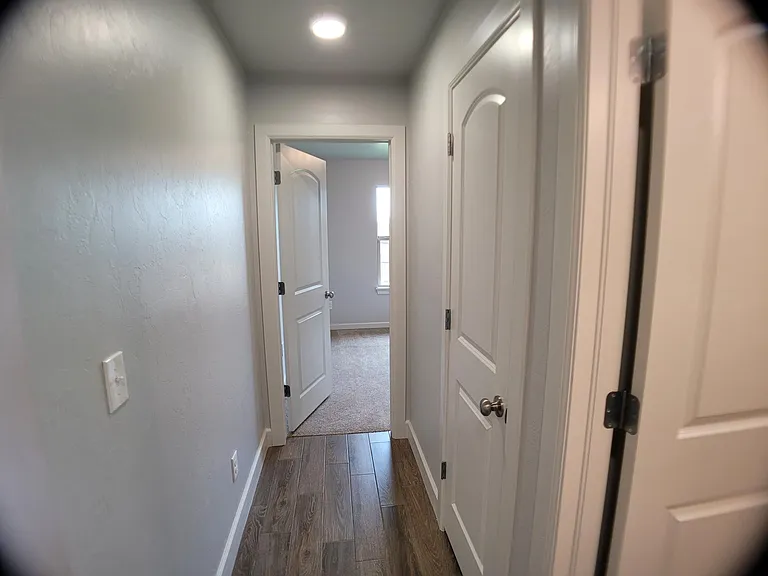 8801 SW 42nd St — Photo 17