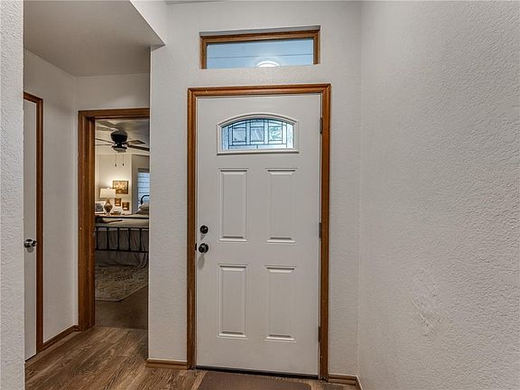 5th image of 3704 Teresa Dr